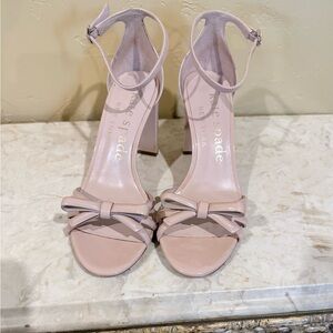 Kate Spade Blush Bow Heels, Flamenco Patent Leather.